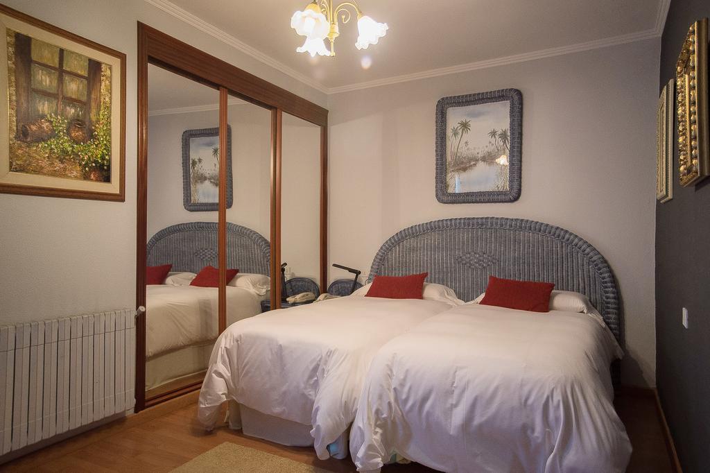 Hotel Santo Apostol 雷东德拉 外观 照片